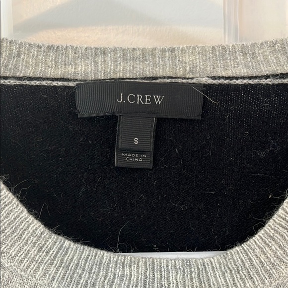 J. Crew Gray and Black Crew Neck Wool Blend Sweater with Bow Pattern - Size S - Picture 15 of 16
